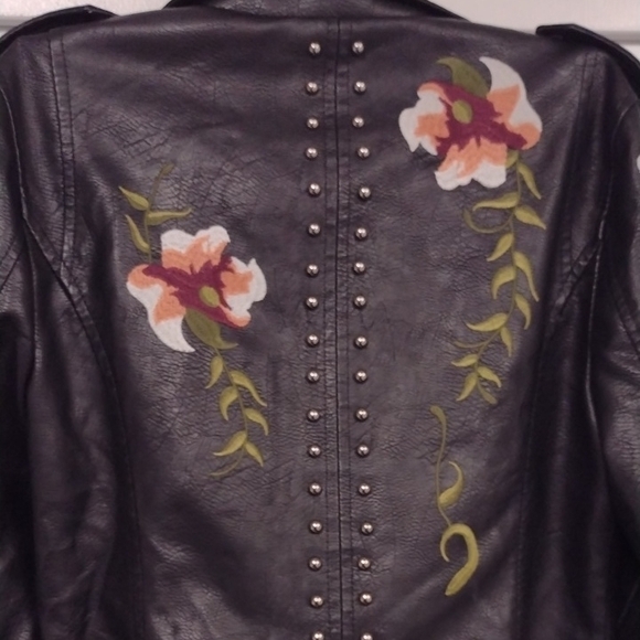 Black Leather Synthetic Motorcycle Jacket with Floral Embroidery - Picture 9 of 16